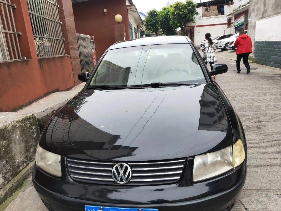 屈氏汽车养护中心,二手车收售,审车,保险,收报废车,联系18